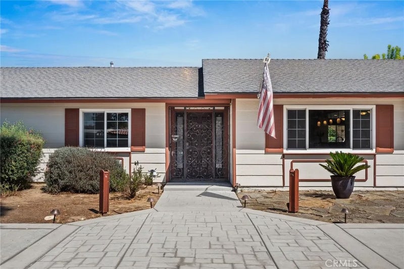 12283 Thomas Lane
