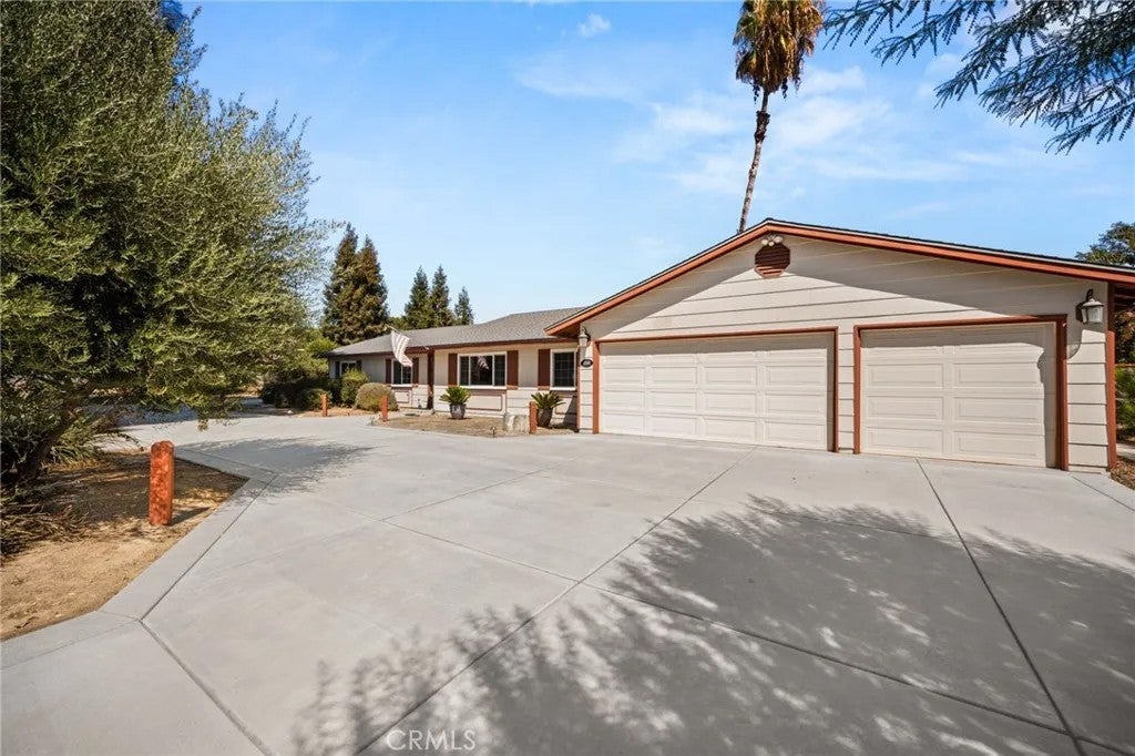 12283 Thomas Lane
