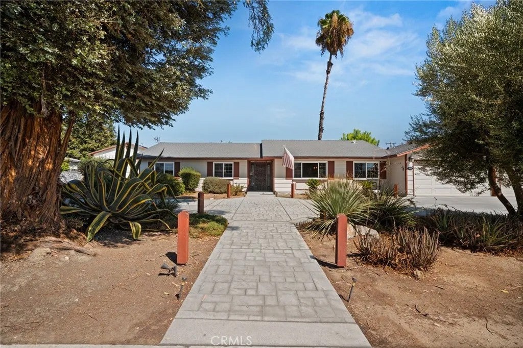 12283 Thomas Lane