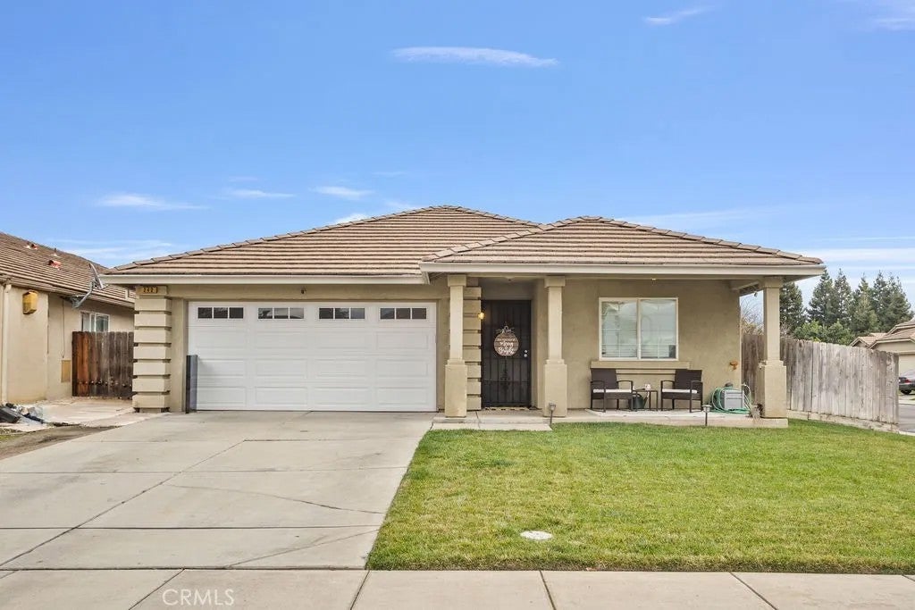 Photo of 242 Torino Court, Merced, CA 95341 (MLS # MC26130264)