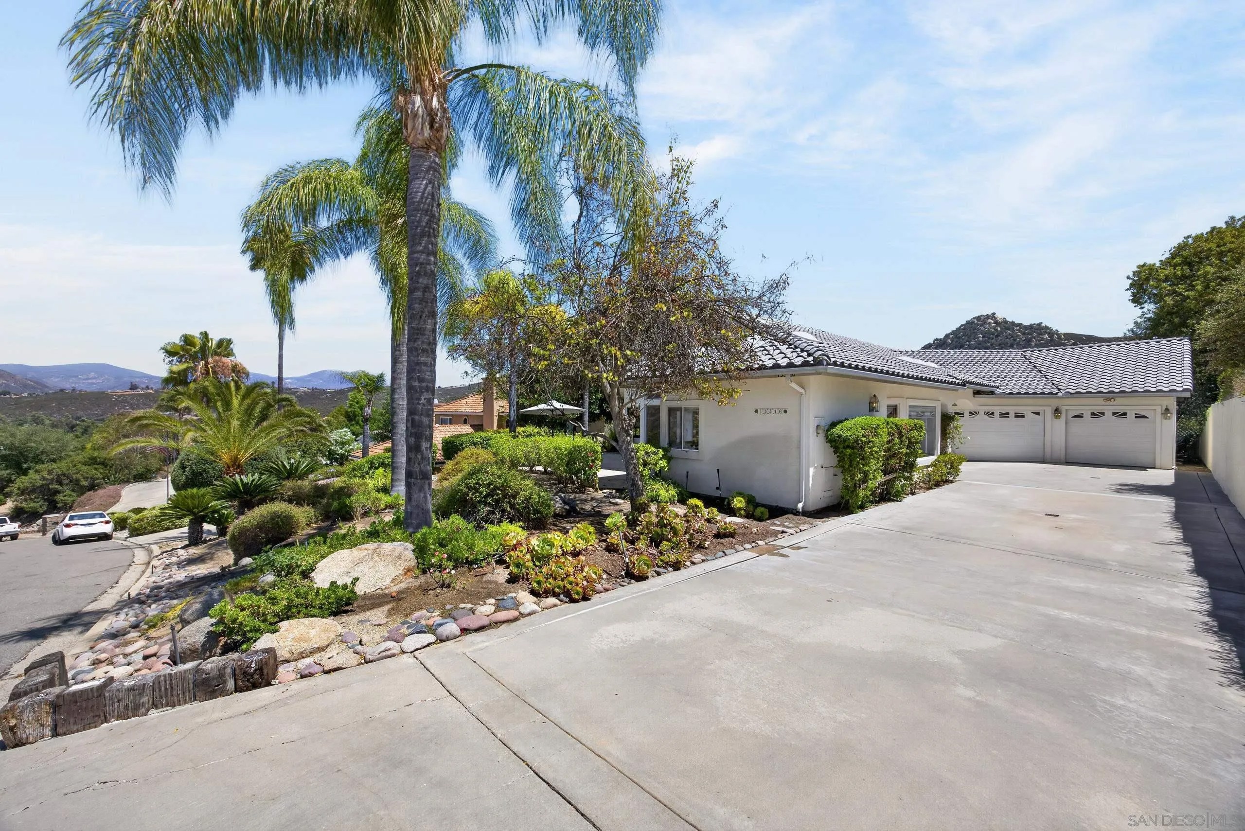 15546 Calistoga Dr.