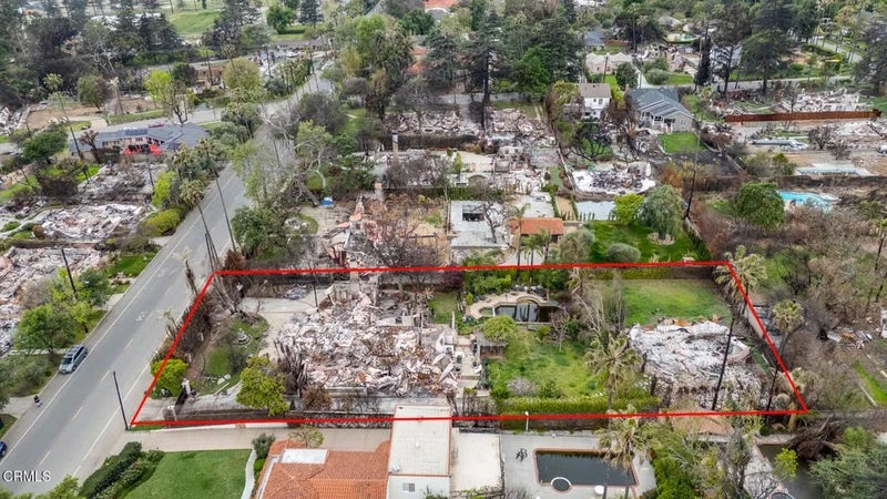 1691 E Mendocino