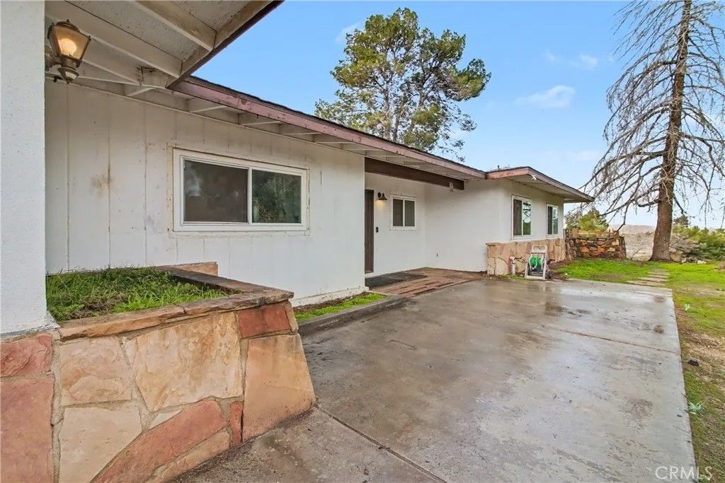 Photo of 14798 Keota Road, Apple Valley, CA 92307 (MLS # HD26001546)