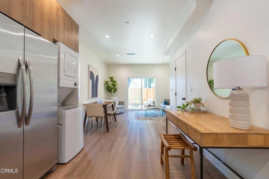 2222 Dorris Place