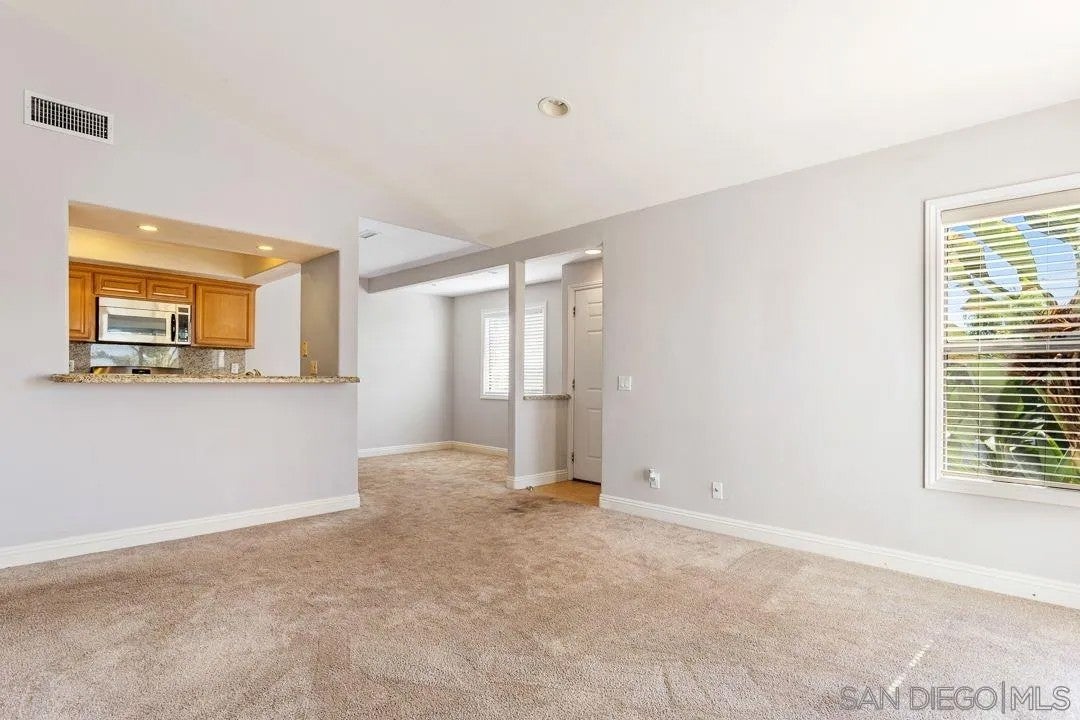 9388 Twin Trails Dr 204