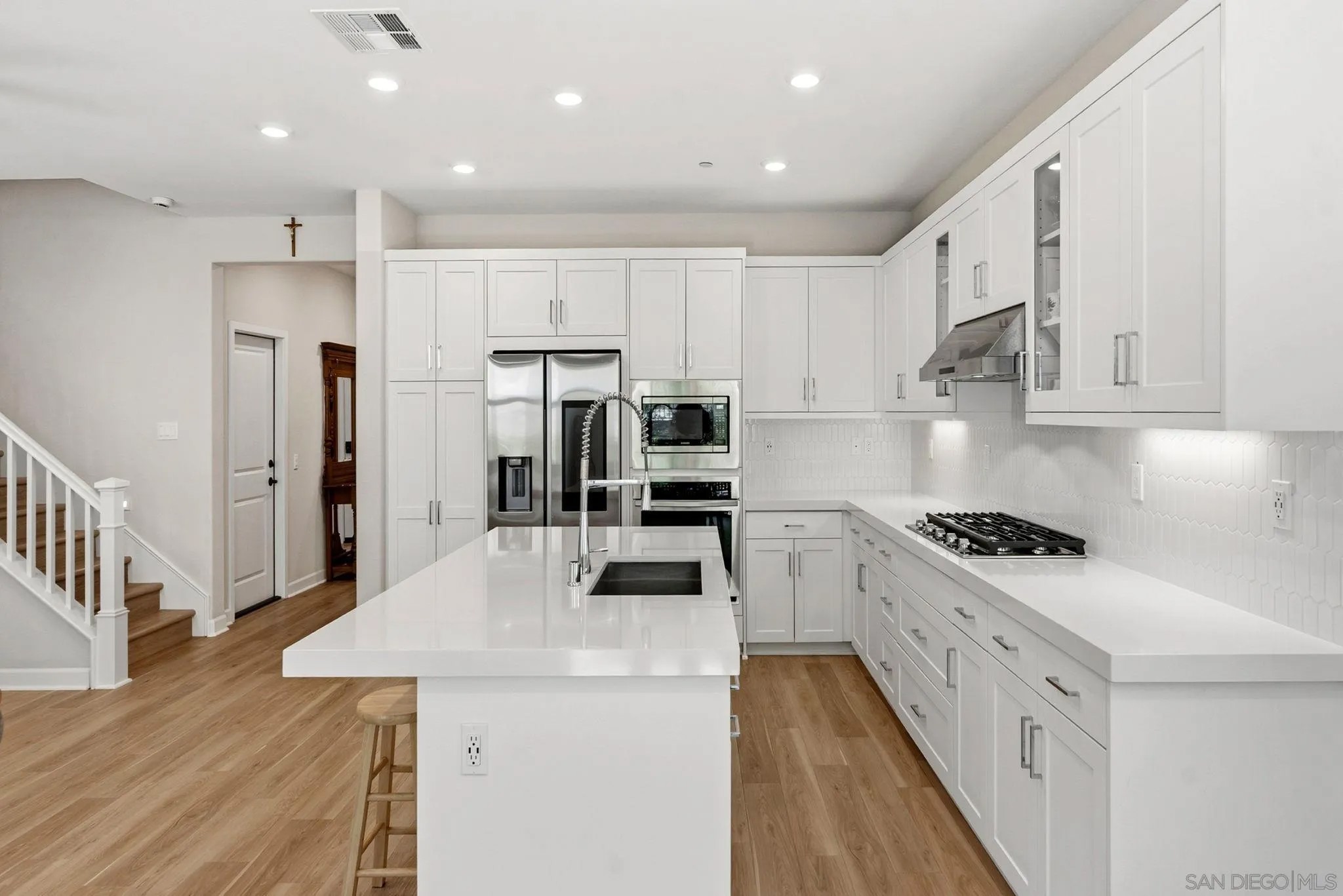 11362 Jacob Ln