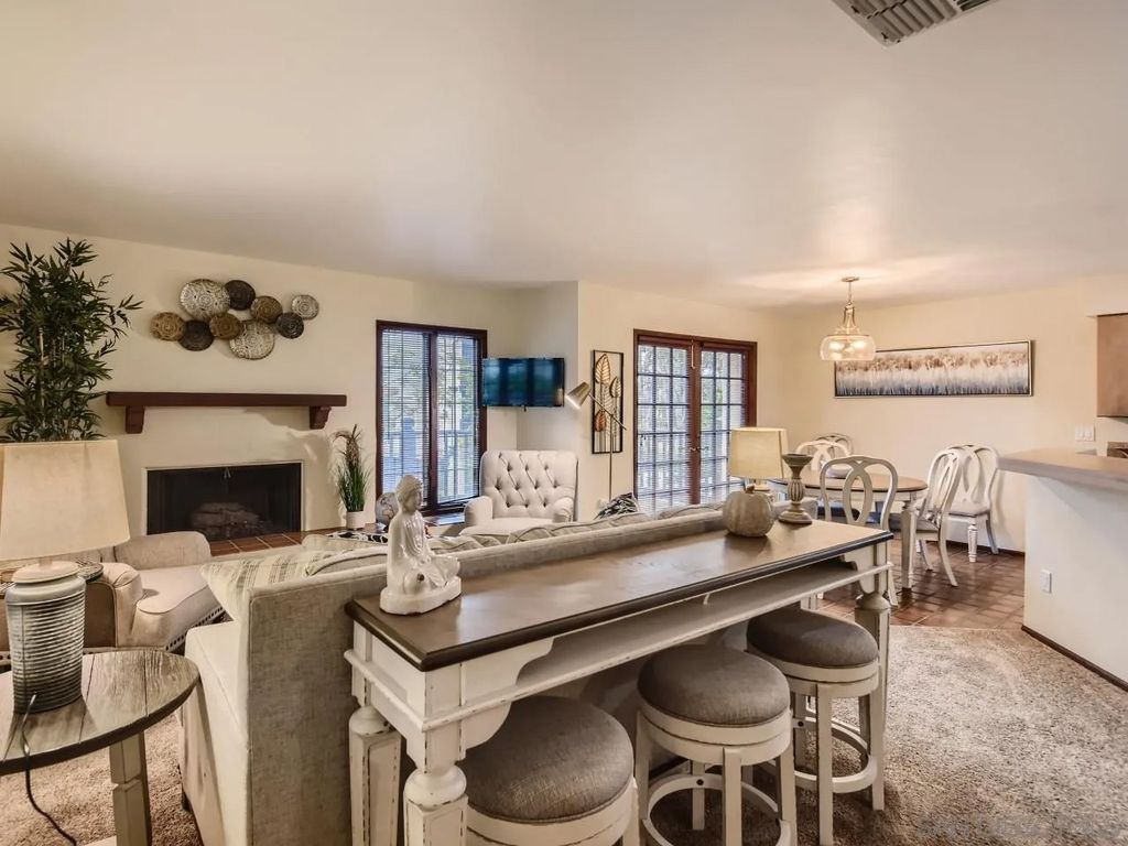 Photo of 8694 Villa La Jolla Drive #1, La Jolla, CA 92037 (MLS # 260008208)