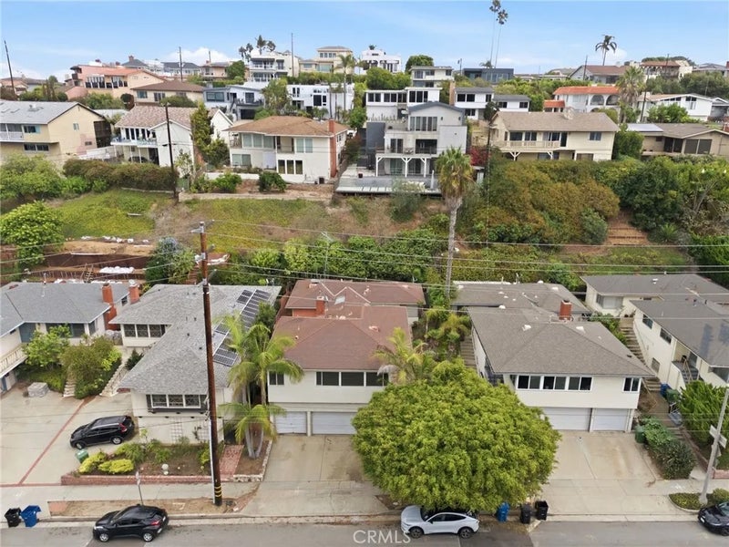 8132 Pershing Drive