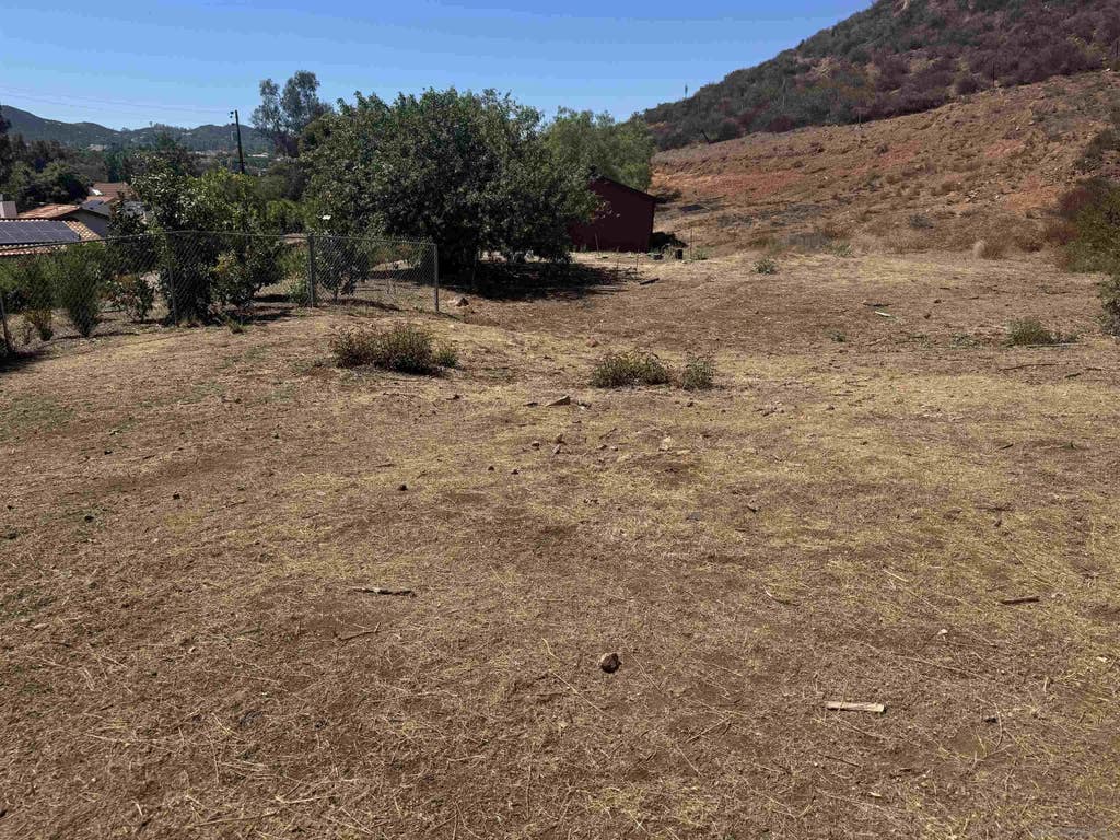 Photo of 0 Carlson Ct, Poway, CA 92064 (MLS # 260018952)