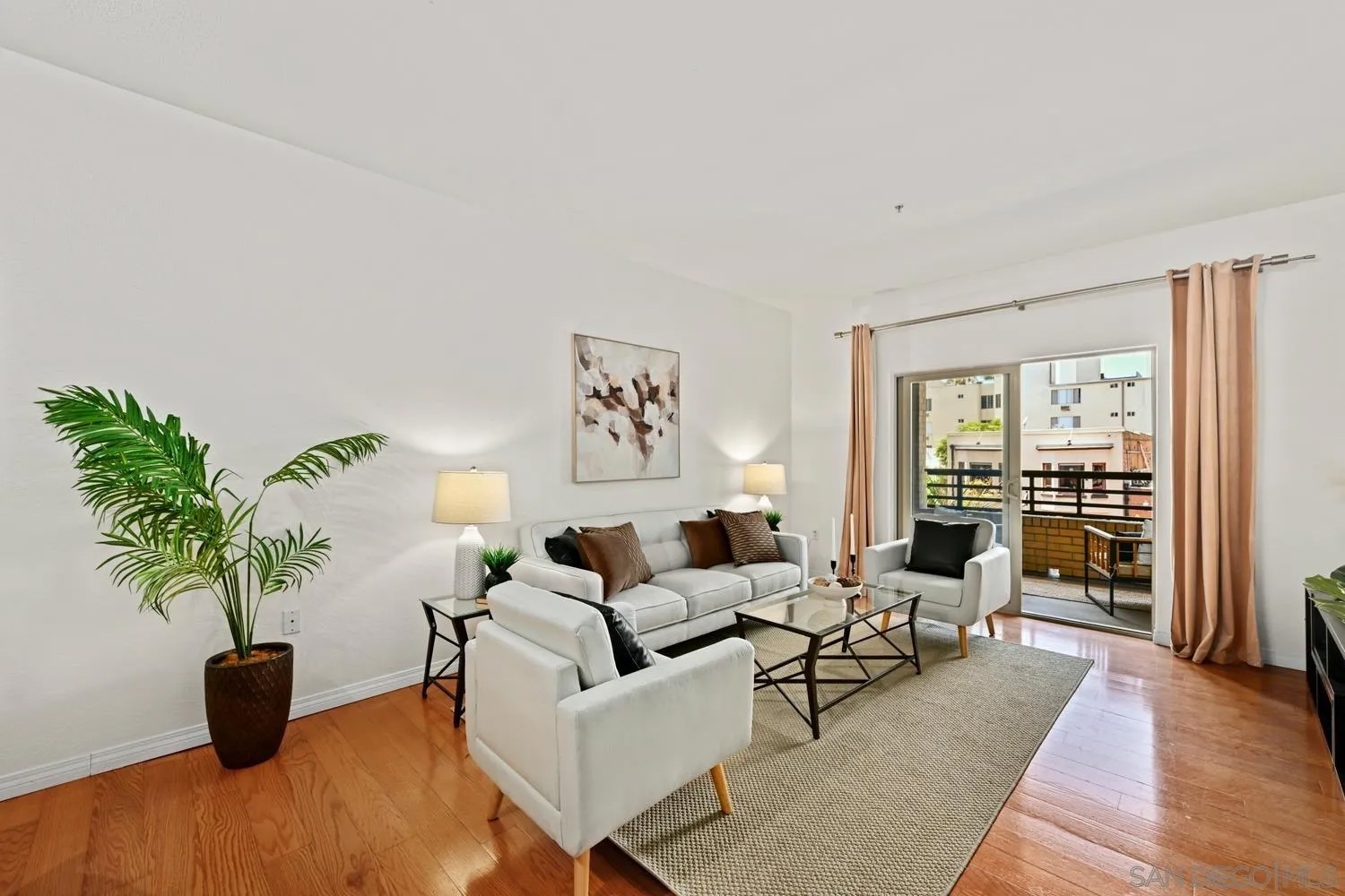330 J St. 201