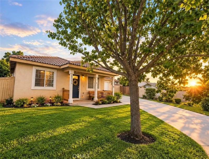 15550 Arobles Court