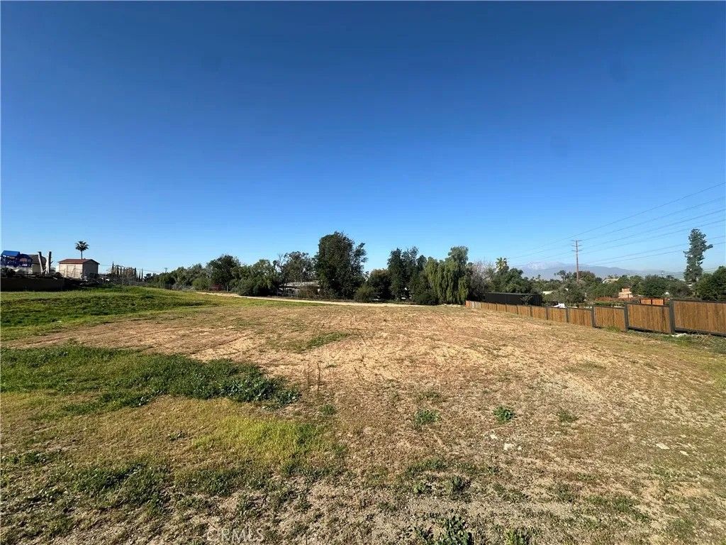 Photo of 0 Vista grande, Grand Terrace, CA 92313 (MLS # IV26028331)