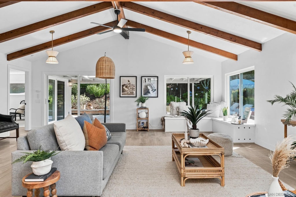 Photo of 11911 Lomica Dr, San Diego, CA 92128 (MLS # 260022804)