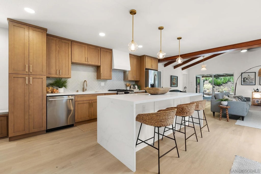 Photo of 11911 Lomica Dr, San Diego, CA 92128 (MLS # 260022804)
