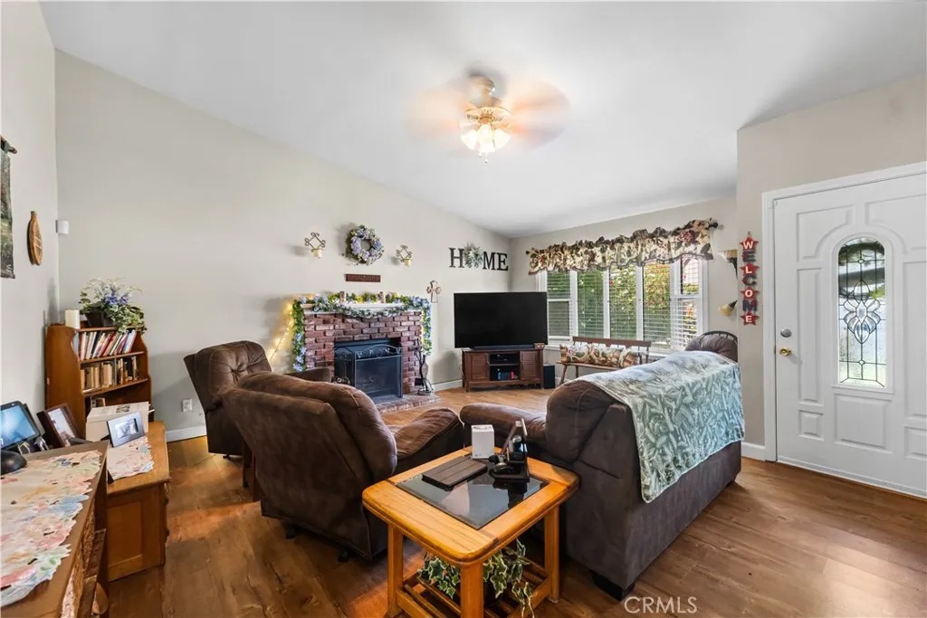 2038 E Avenue R12