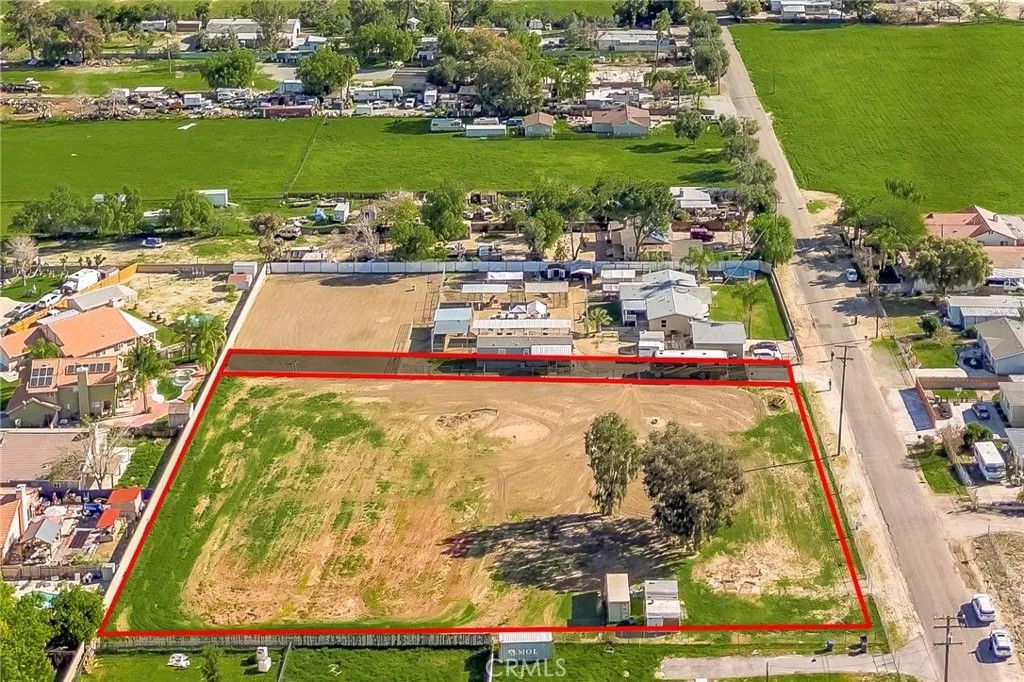 Photo of 0 Palm, Hemet, CA 92544 (MLS # SW26015328)