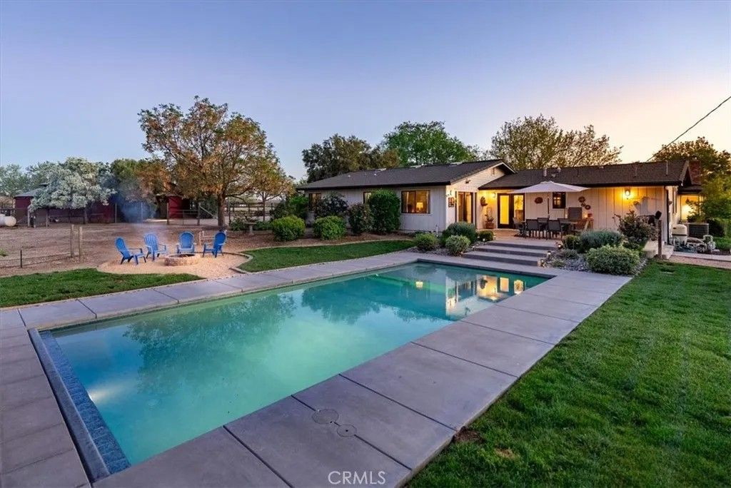 Photo of 4220 N River Rd, Paso Robles, CA 93446 (MLS # NS26077555)