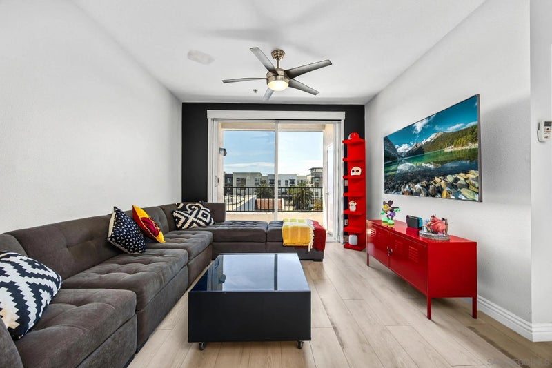 1801 E Katella Ave 4023