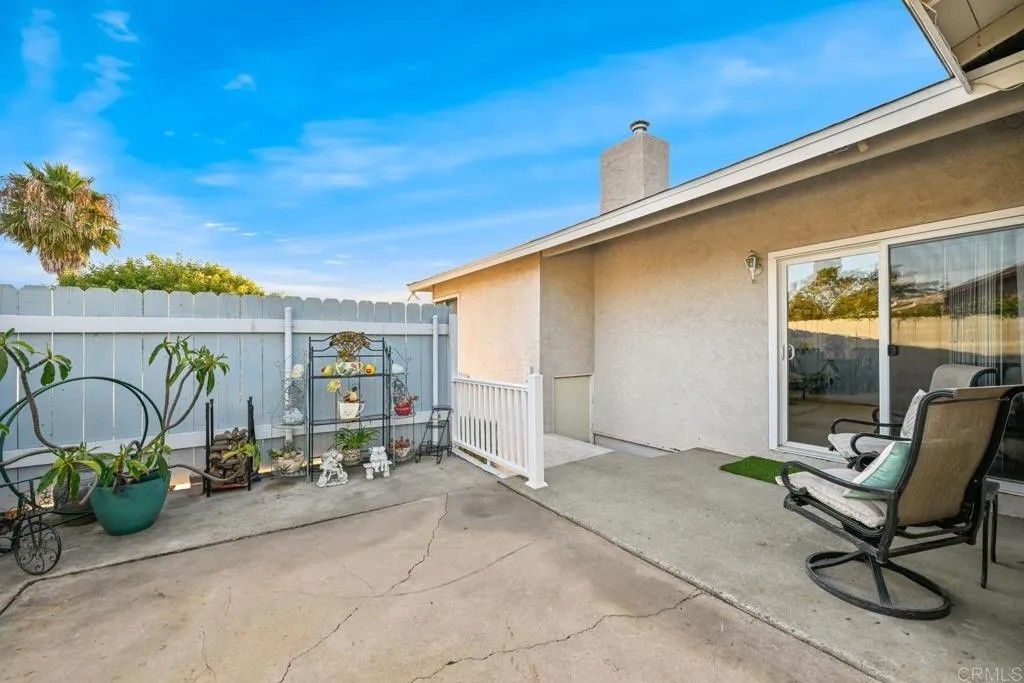 Photo of 1145 Tower Place, Vista, CA 92083 (MLS # NDP2508628)