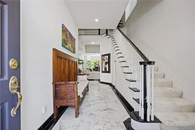 3203 Bayshore