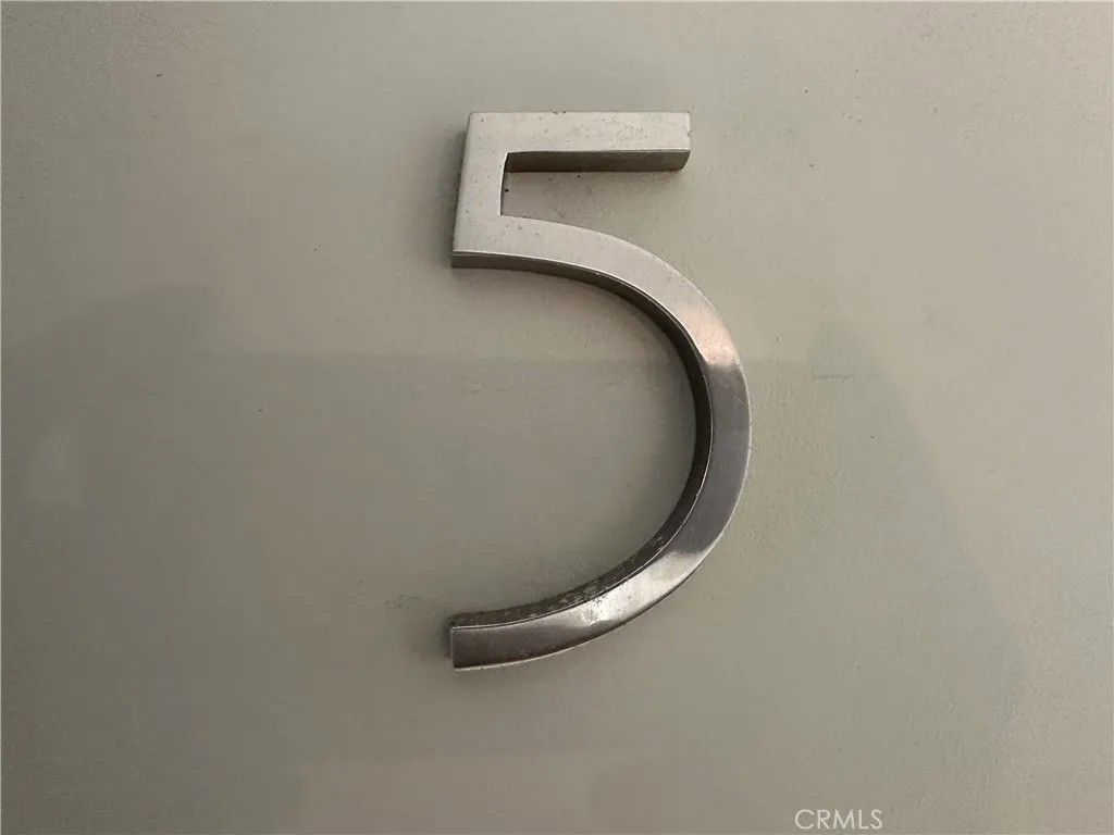 Photo of 301 Ashland Avenue #5, Santa Monica, CA 90405 (MLS # BB26006653)