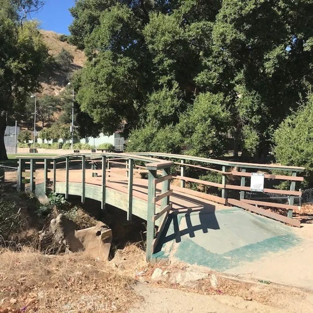 Photo of 0 Lincoln, Val Verde, CA 91331 (MLS # SR25271742)