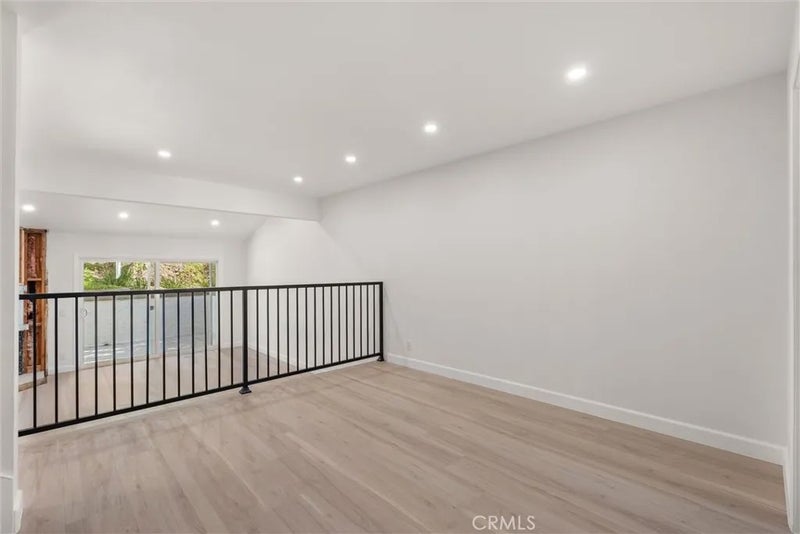 17109 Palisades
