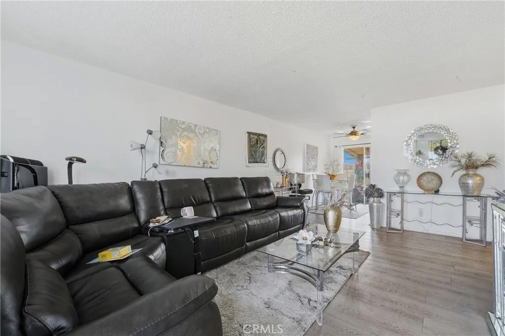 645 W Winchester