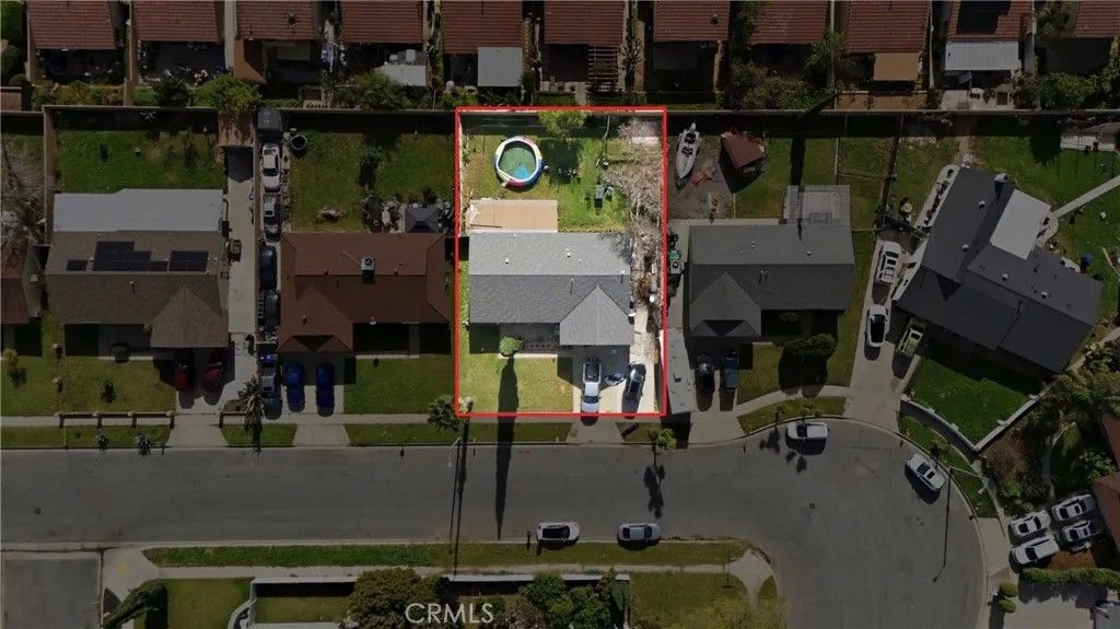 Photo of 645 W Winchester Dr, Rialto, CA 92376 (MLS # CV26000977)