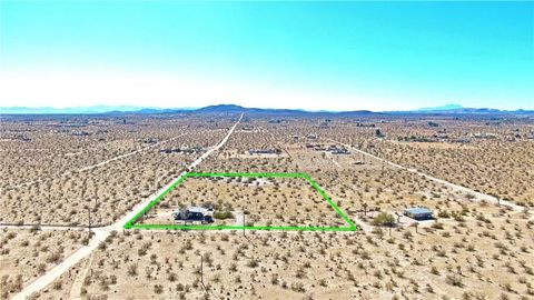 Tiny photo for 5969 Lorraine Road, Landers, CA 92285 (MLS # JT25255272)