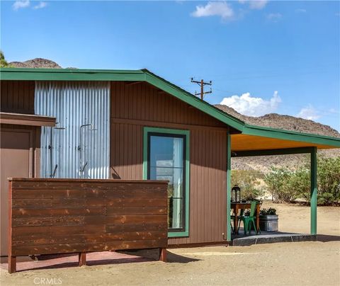 Tiny photo for 5969 Lorraine Road, Landers, CA 92285 (MLS # JT25255272)