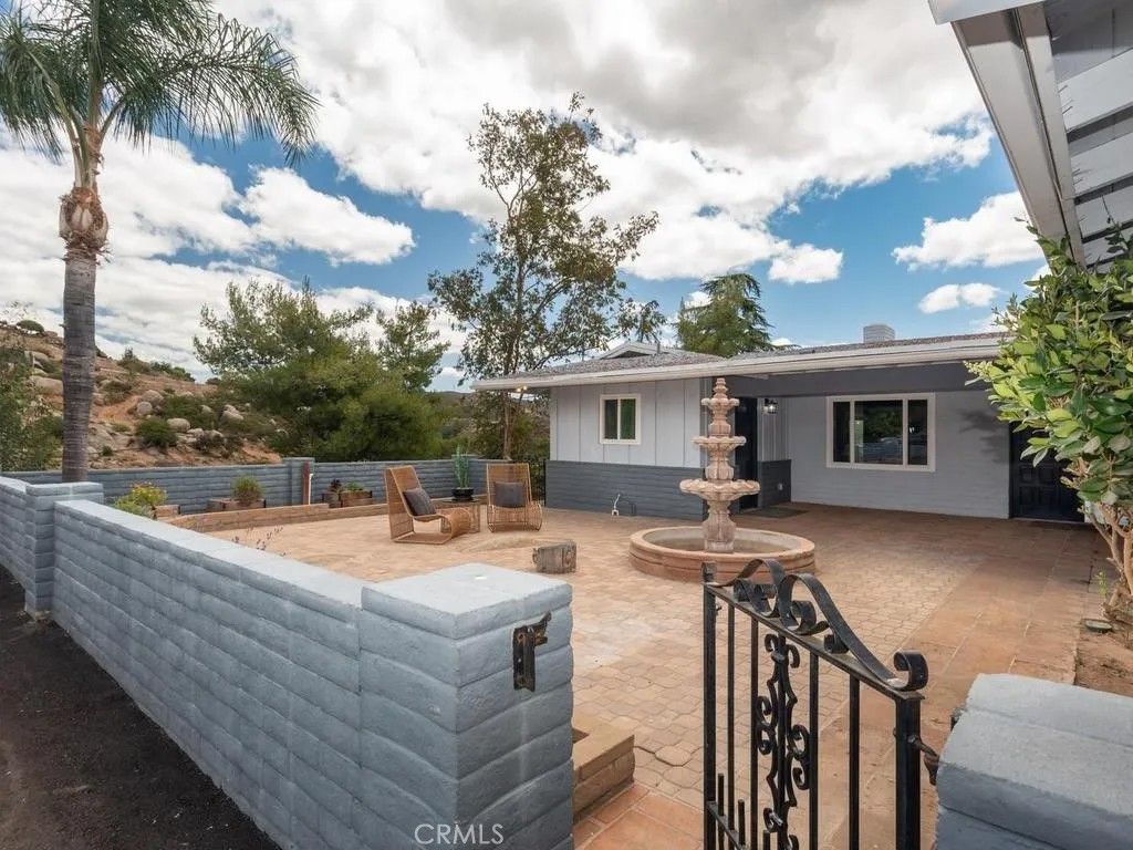 Photo of 2302 Via Dieguenos, Alpine, CA 91901 (MLS # ND26082439)