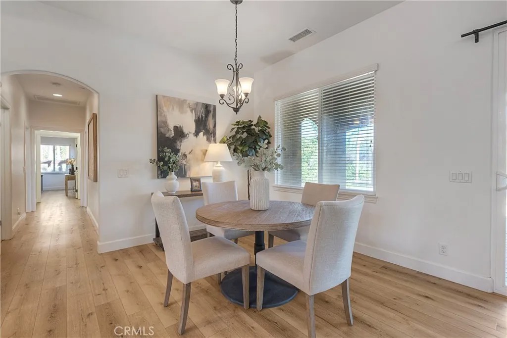 1986 Grey Rabbit Hollow Lane