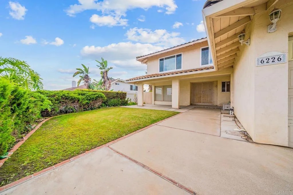 6226 Lake Apopka Place