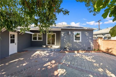 Tiny photo for 9600 Broadway, Temple City, CA 91780 (MLS # AR25251220)
