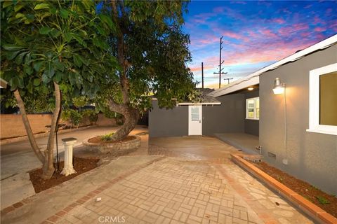 Tiny photo for 9600 Broadway, Temple City, CA 91780 (MLS # AR25251220)
