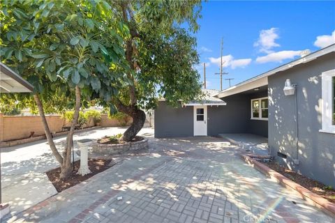 Tiny photo for 9600 Broadway, Temple City, CA 91780 (MLS # AR25251220)