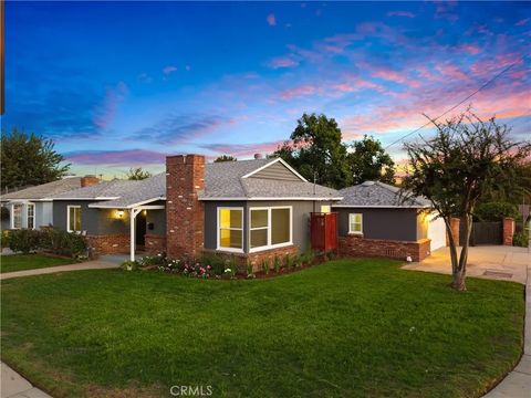 Tiny photo for 9600 Broadway, Temple City, CA 91780 (MLS # AR25251220)