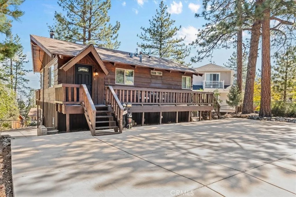 5243 Desert View