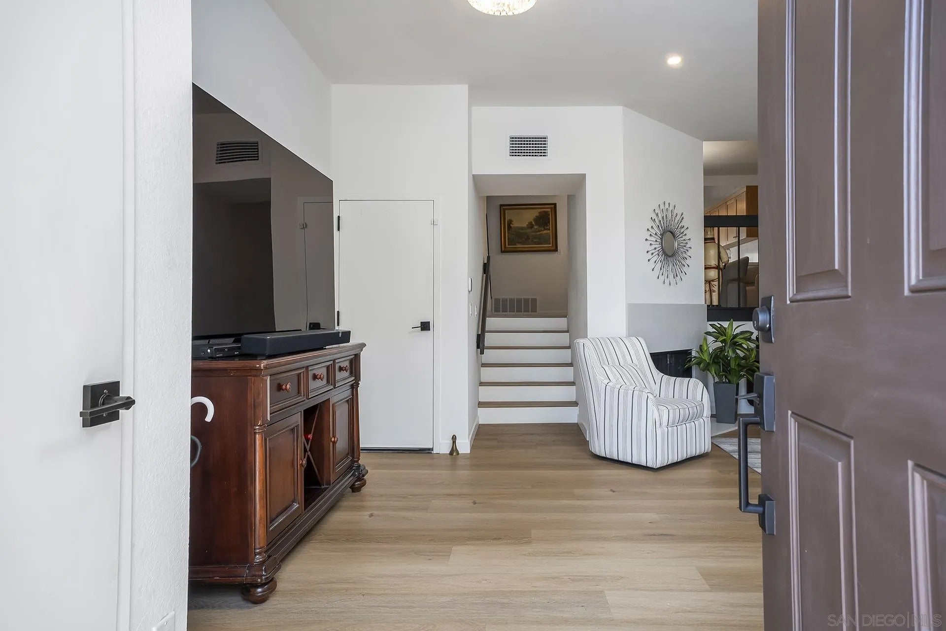 7426 Caminito Carloltta