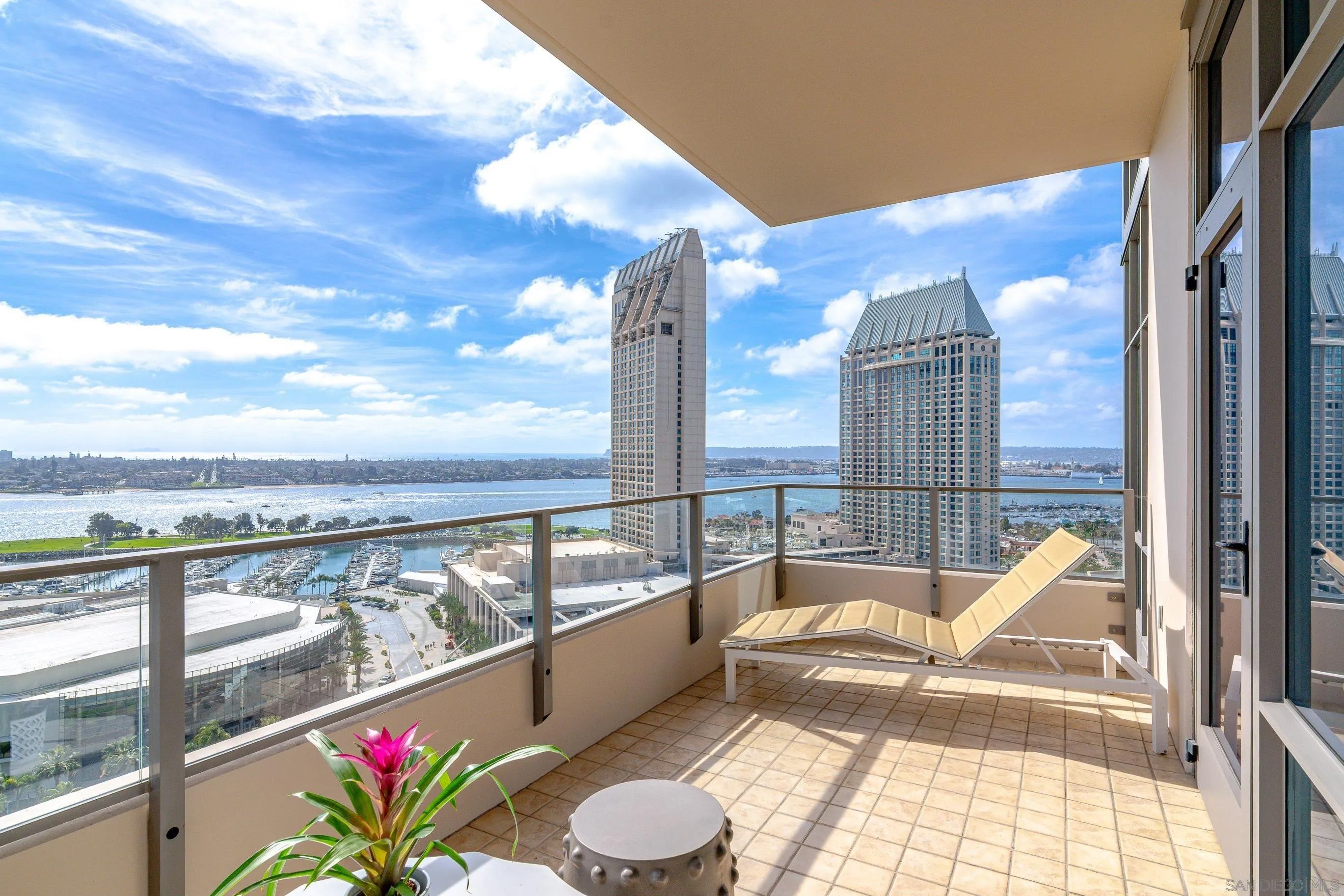 550 Front St. 1808