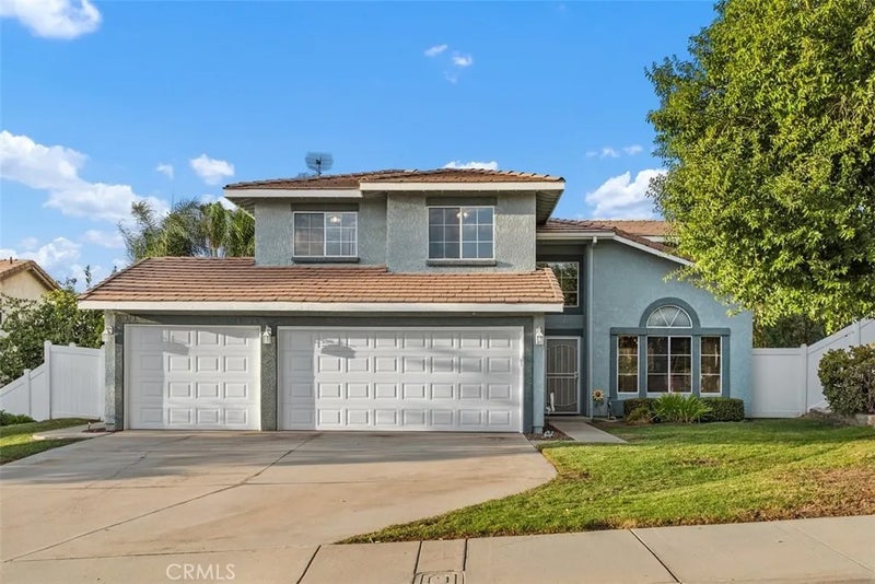 22760 Main Street