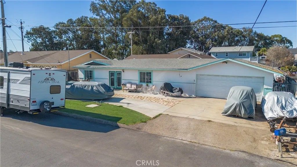 Photo of 766 S 6th St, Grover Beach, CA 93433 (MLS # PI26005548)