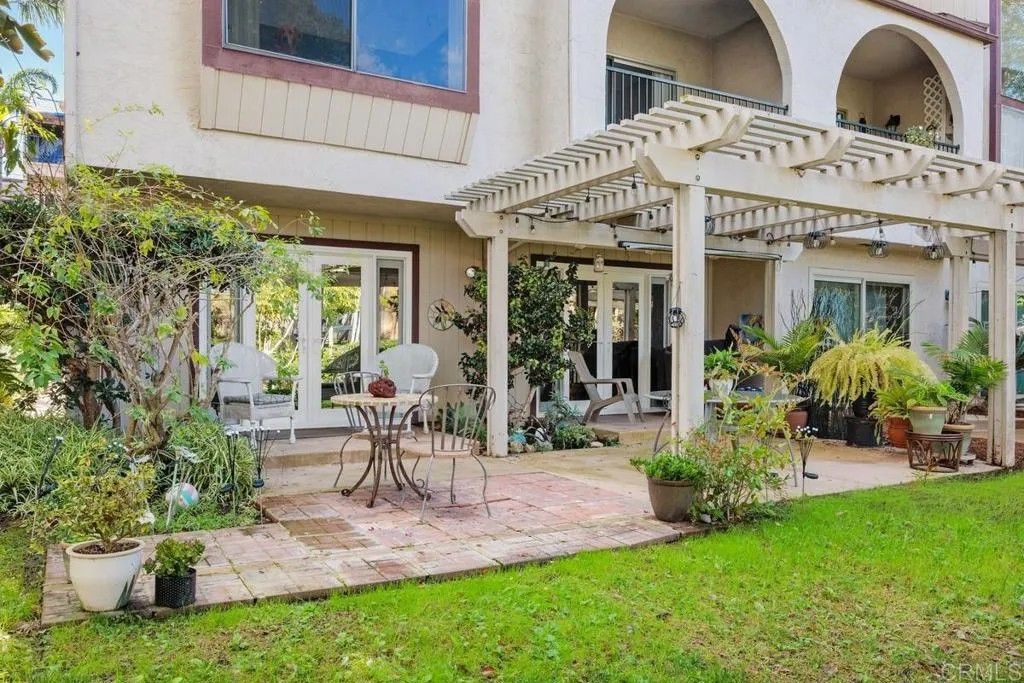 Photo of 4020 Layang Layang Circle #C, Carlsbad, CA 92008 (MLS # NDP2510995)