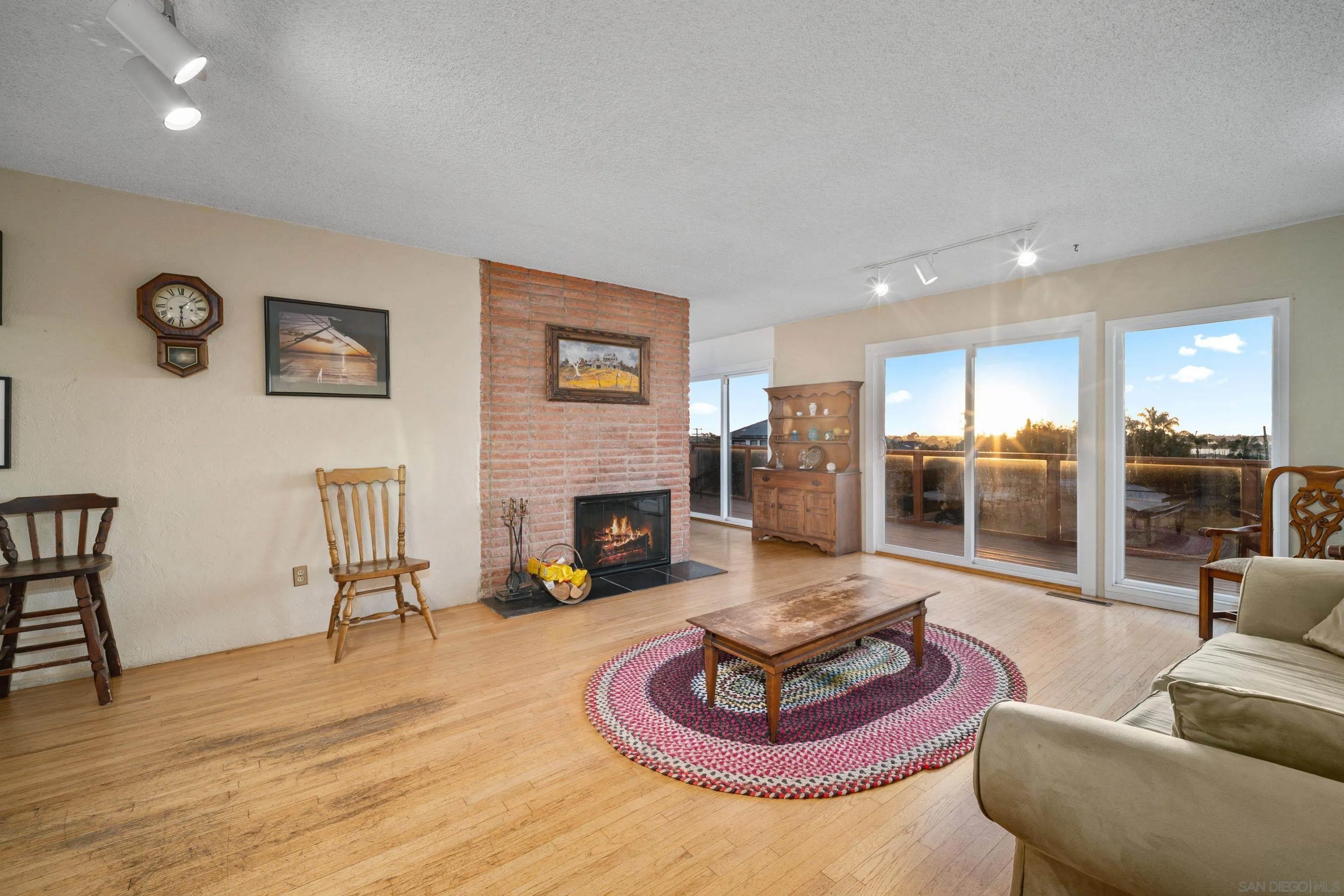 2128 Galveston