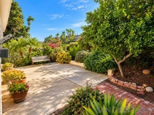 2128 Galveston