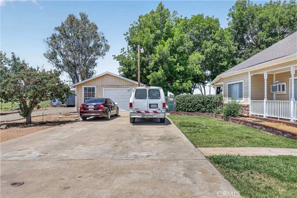 3555 Fresno