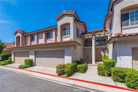 Photo of 9 Geranium, Rancho Santa Margarita, CA 92688 (MLS # OC26135995)