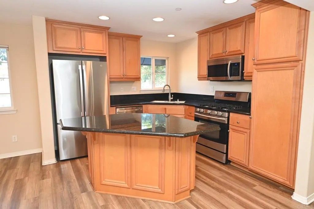 Photo of 4035 Bluff View Way, Carlsbad, CA 92008 (MLS # NDP2511028)