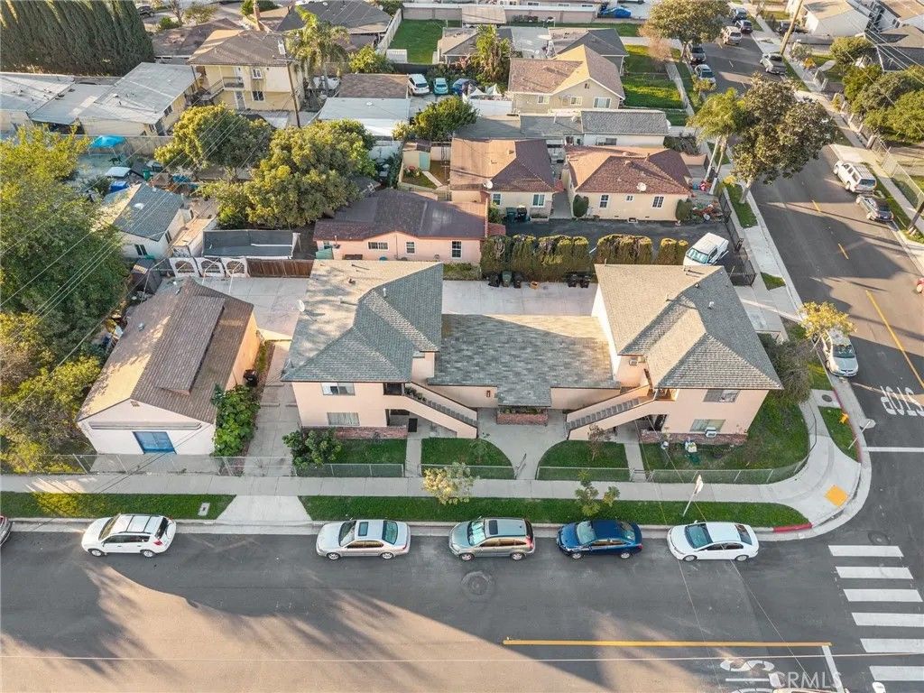 Photo of 6603 Emil Avenue, Bell Gardens, CA 90201 (MLS # PW26006259)